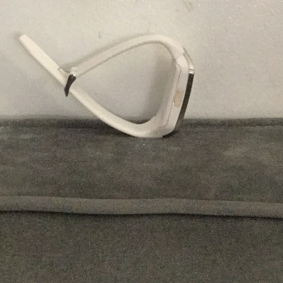 Watch - Picture 4 of 4